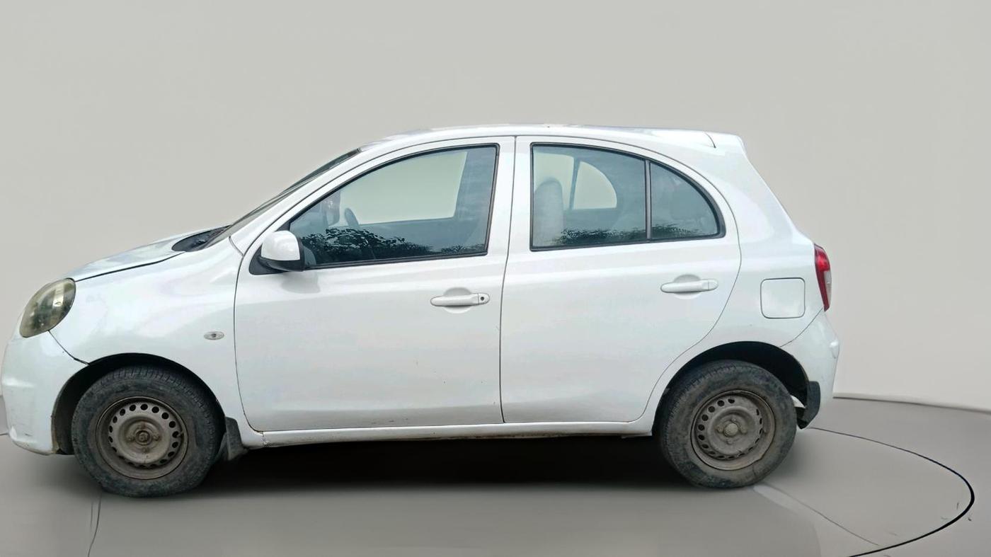 2017 Nissan Micra Active XL, CNG, Manual, 90,531 km, exterior