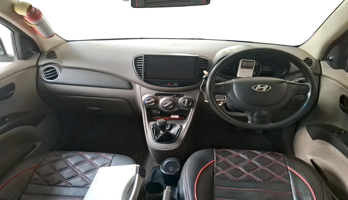 2012 Hyundai i10 ERA 1.1, Petrol, Manual, 1,43,340 km, interior
