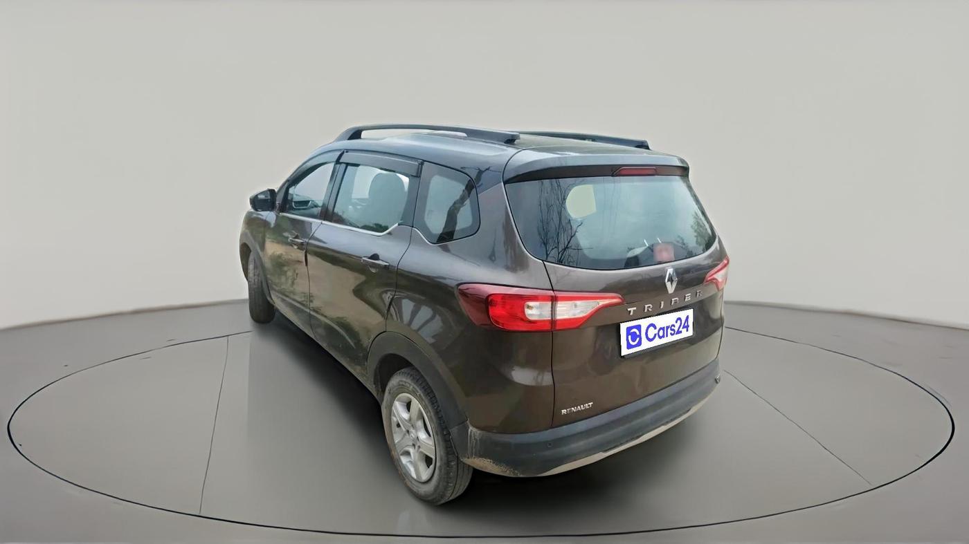 2022 Renault TRIBER RXT, CNG, Manual, 1,17,909 km, exterior