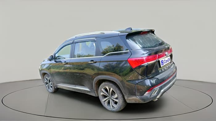 2023 MG HECTOR PLUS SHARP PRO 2.0 TURBO DIESEL 7 STR, Diesel, Manual, 1,00,505 km, exterior