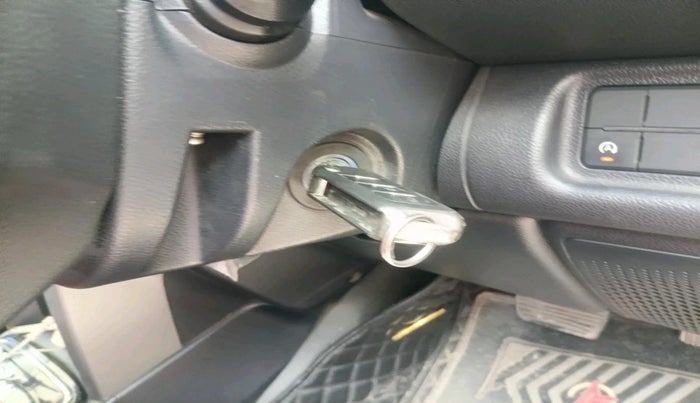 2023 Mahindra Thar LX P 2WD AT HT, Petrol, Automatic, 35,249 km, interior