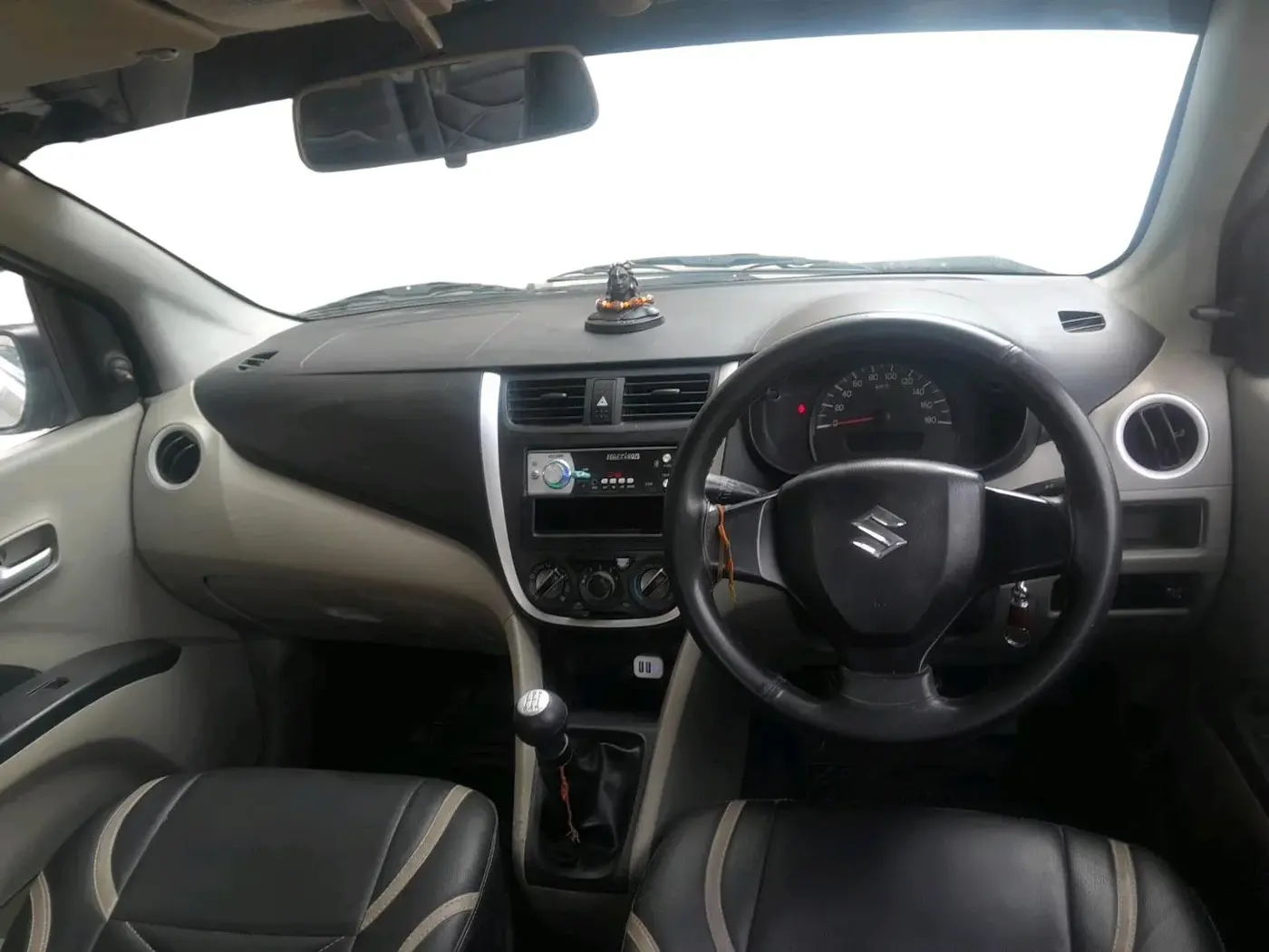 2015 Maruti Celerio VXI, Petrol, Manual, 75,595 km, interior