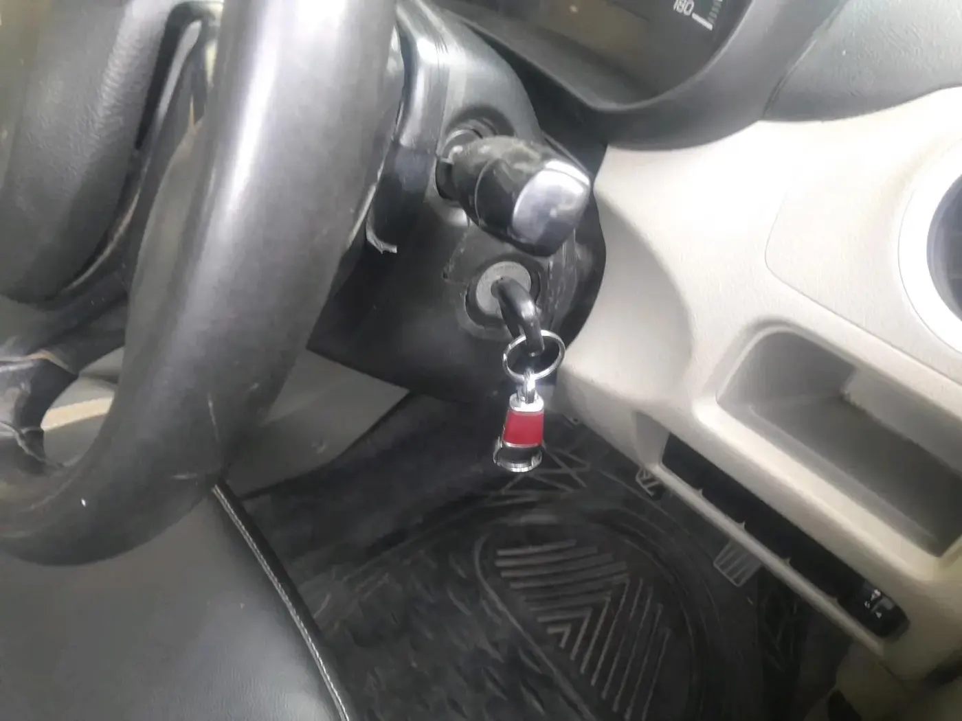 2015 Maruti Celerio VXI, Petrol, Manual, 75,595 km, interior
