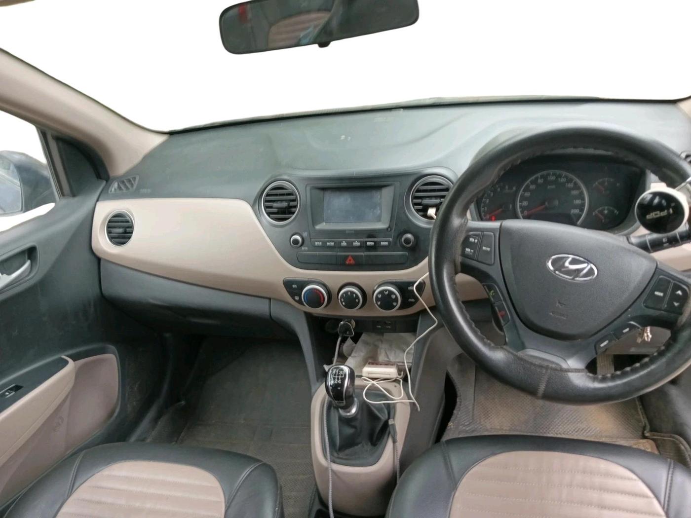 2018 Hyundai Grand i10 SPORTZ U2 1.2 CRDI, Diesel, Manual, 1,05,388 km, interior