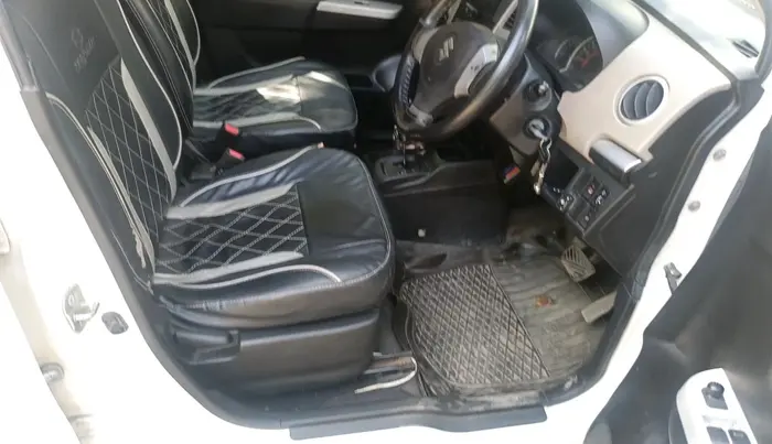2016 Maruti Wagon R 1.0 VXI AMT, CNG, Automatic, 99,163 km, interior