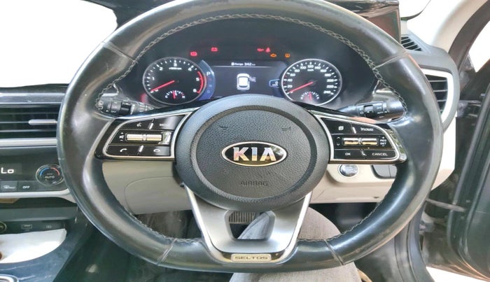 2020 KIA SELTOS HTX PLUS AT1.5 DIESEL, Diesel, Automatic, 1,51,069 km, interior