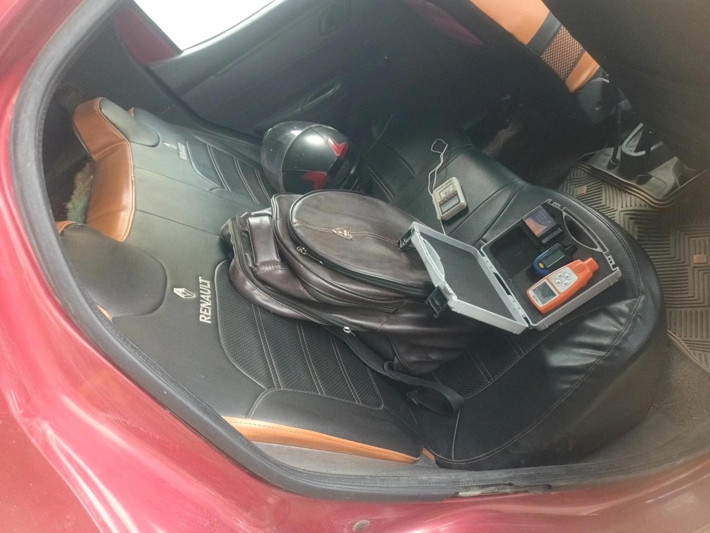2016 Renault Kwid RXL, Petrol, Manual, 77,420 km, interior