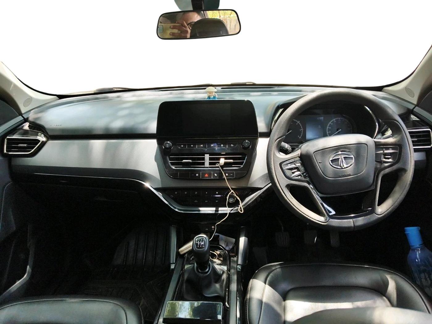 2022 Tata Harrier XT PLUS 2.0L KRYOTEC DARK EDITON, Diesel, Manual, 1,16,958 km, interior
