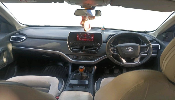 2019 Tata Harrier XM 2.0L KRYOTEC, Diesel, Manual, 81,591 km, interior