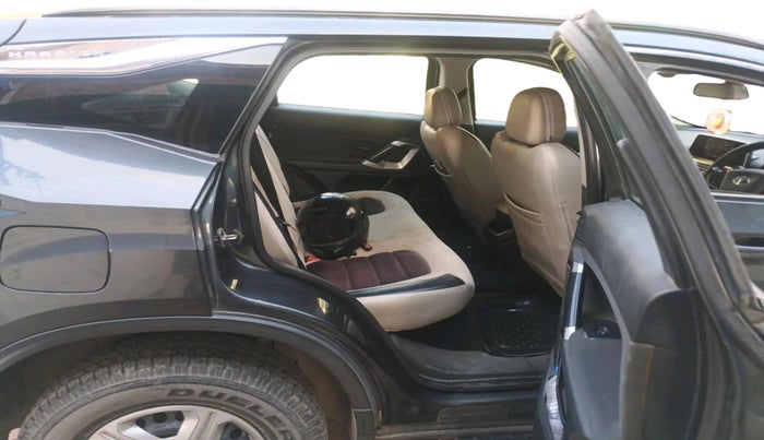 2019 Tata Harrier XM 2.0L KRYOTEC, Diesel, Manual, 81,591 km, interior