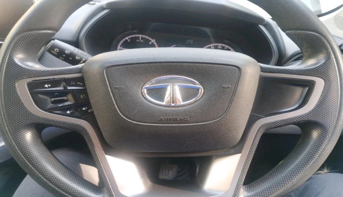 2019 Tata Harrier XM 2.0L KRYOTEC, Diesel, Manual, 81,591 km, interior