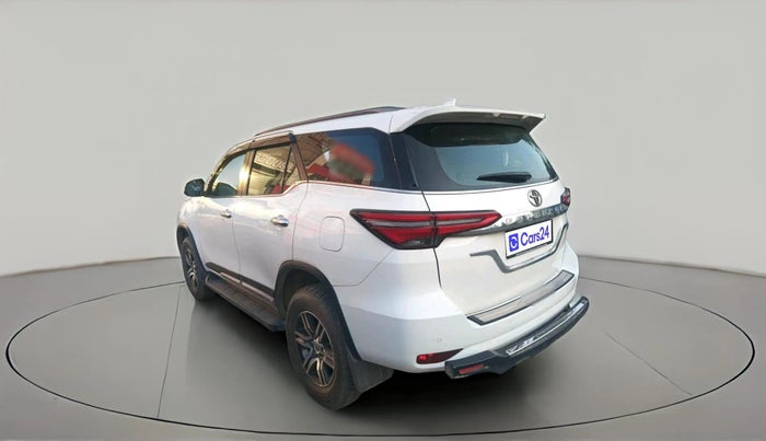 2023 Toyota Fortuner 4X2 AT 2.7 PETROL, Petrol, Automatic, 5,096 km, exterior