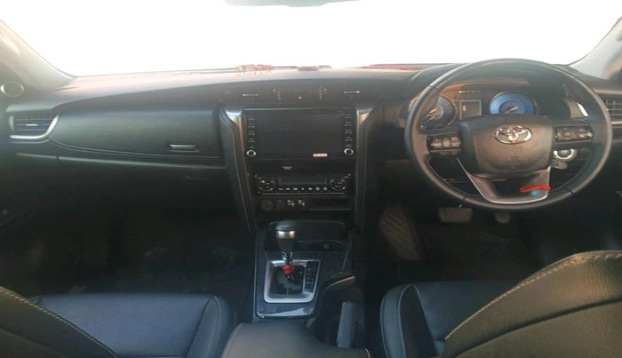 2023 Toyota Fortuner 4X2 AT 2.7 PETROL, Petrol, Automatic, 5,096 km, interior