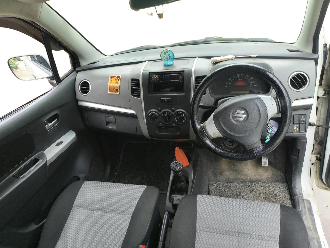 2011 Maruti Wagon R 1.0 LXI CNG, CNG, Manual, 96,319 km, interior