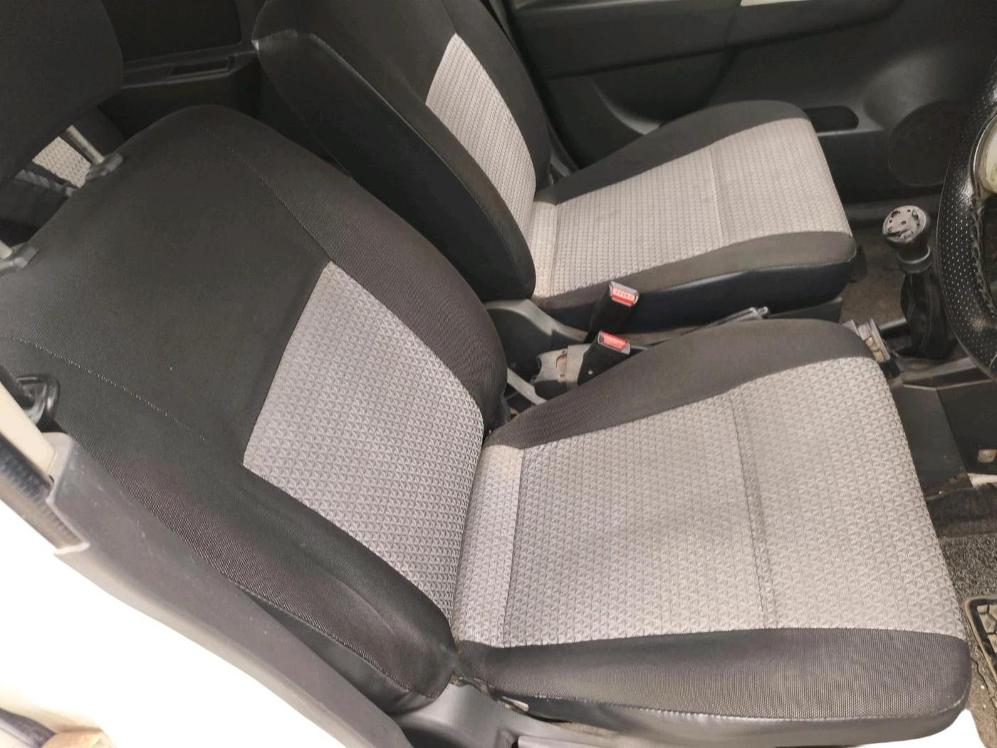 2011 Maruti Wagon R 1.0 LXI CNG, CNG, Manual, 96,319 km, interior