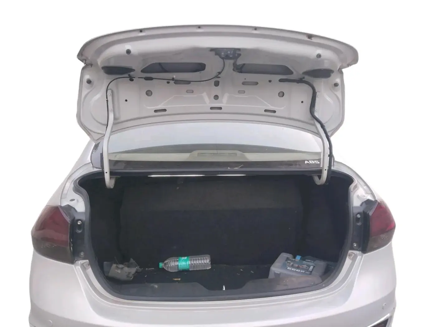 2014 Maruti Ciaz ZXI, CNG, Manual, 72,170 km, exterior