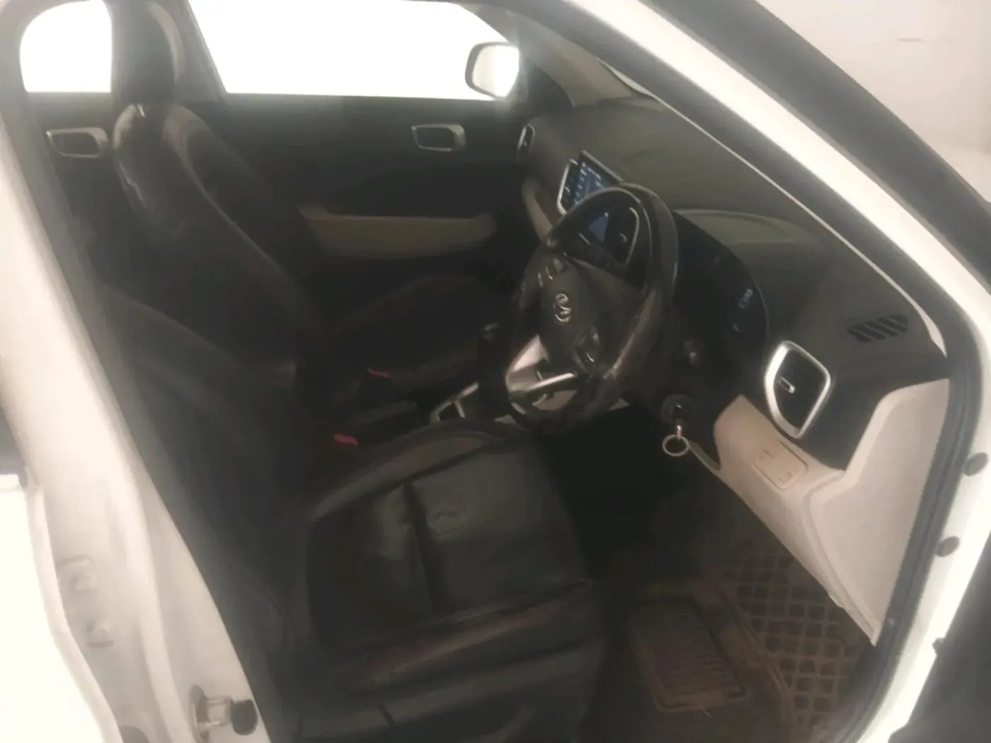2023 Hyundai VENUE S 1.2, Petrol, Manual, 52,360 km, interior