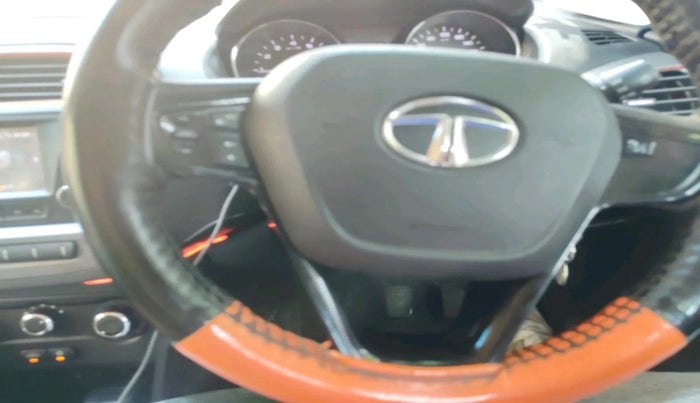 2018 Tata TIAGO NRG PETROL, Petrol, Manual, 68,411 km, interior