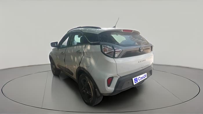 2020 Tata NEXON XMA SUNROOF PETROL, Petrol, Automatic, 1,18,453 km, exterior