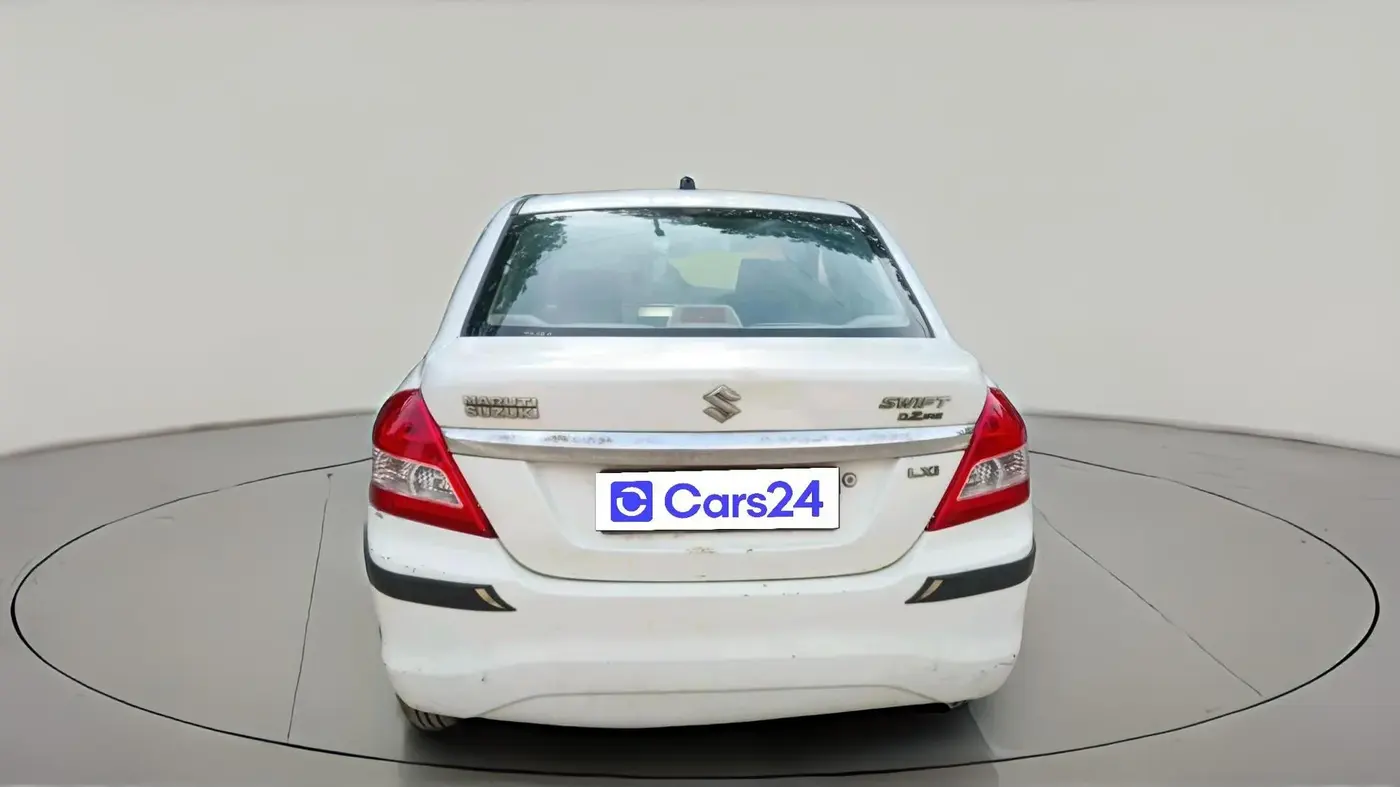 2015 Maruti Swift Dzire LXI, CNG, Manual, 1,51,545 km, exterior
