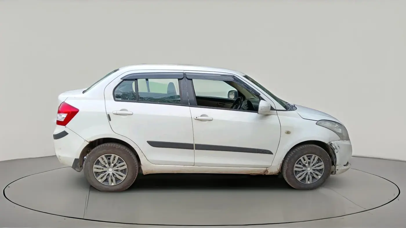 2015 Maruti Swift Dzire LXI, CNG, Manual, 1,51,545 km, exterior