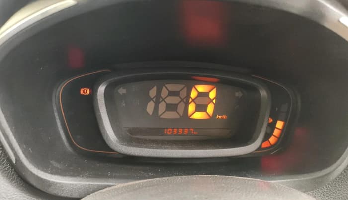 2018 Renault Kwid RXT 1.0, Petrol, Manual, 1,03,337 km, interior