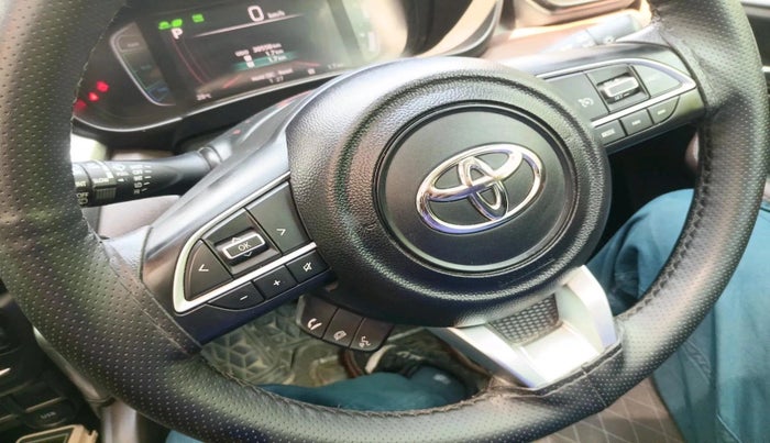 2024 Toyota URBAN CRUISER HYRYDER G HYBRID, Hybrid, Automatic, 30,558 km, interior