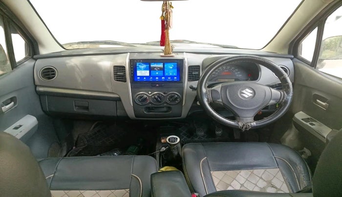 2011 Maruti Wagon R 1.0 LXI CNG, CNG, Manual, 1,45,766 km, interior