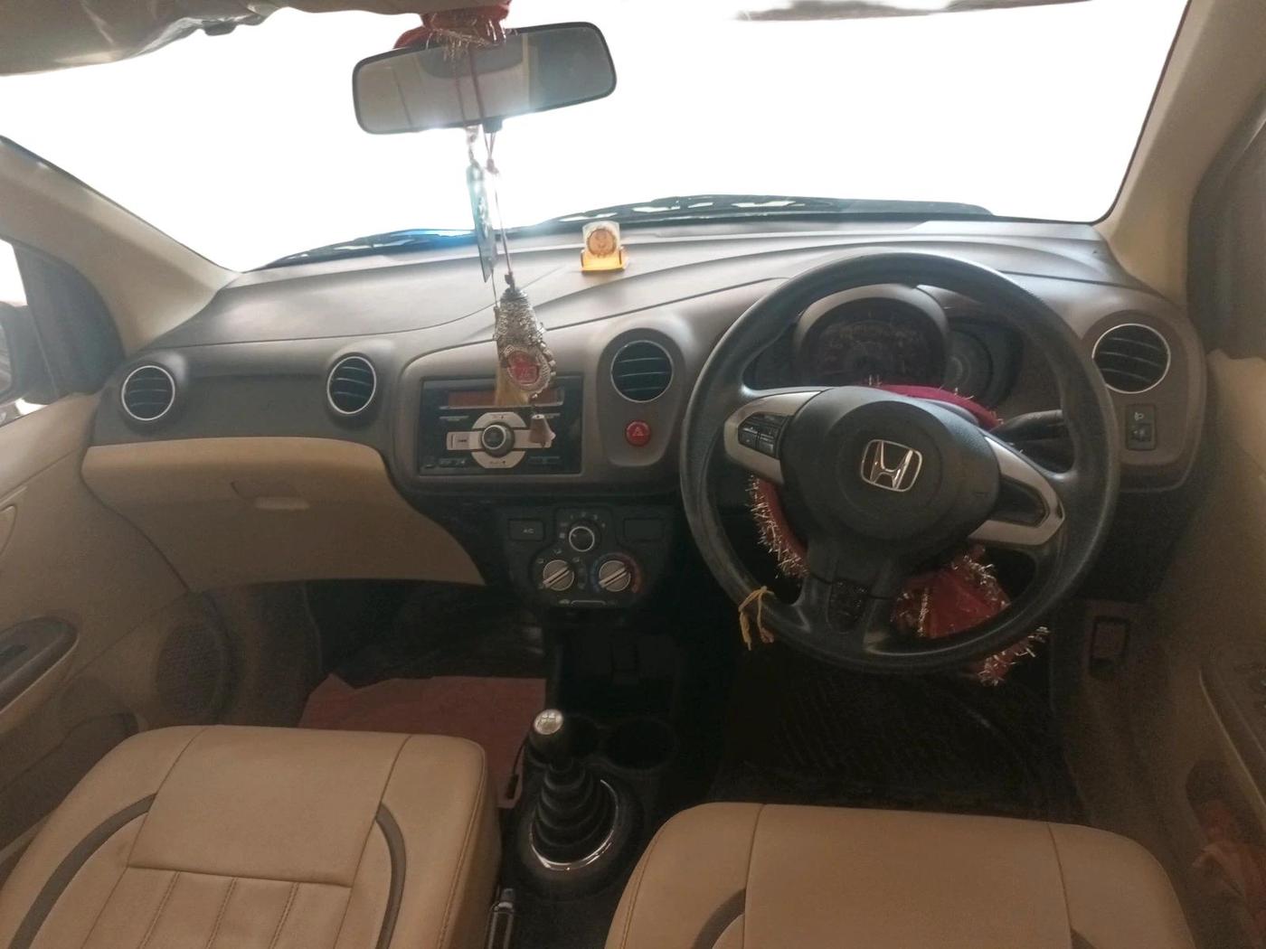 2014 Honda Amaze 1.2L I-VTEC S, Petrol, Manual, 63,466 km, interior