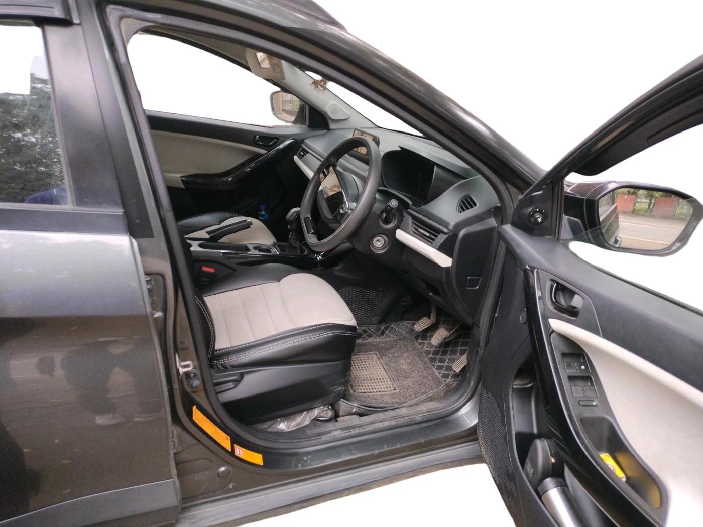 2024 Tata NEXON Pure 1.2 iCNG, CNG, Manual, 23,215 km, interior