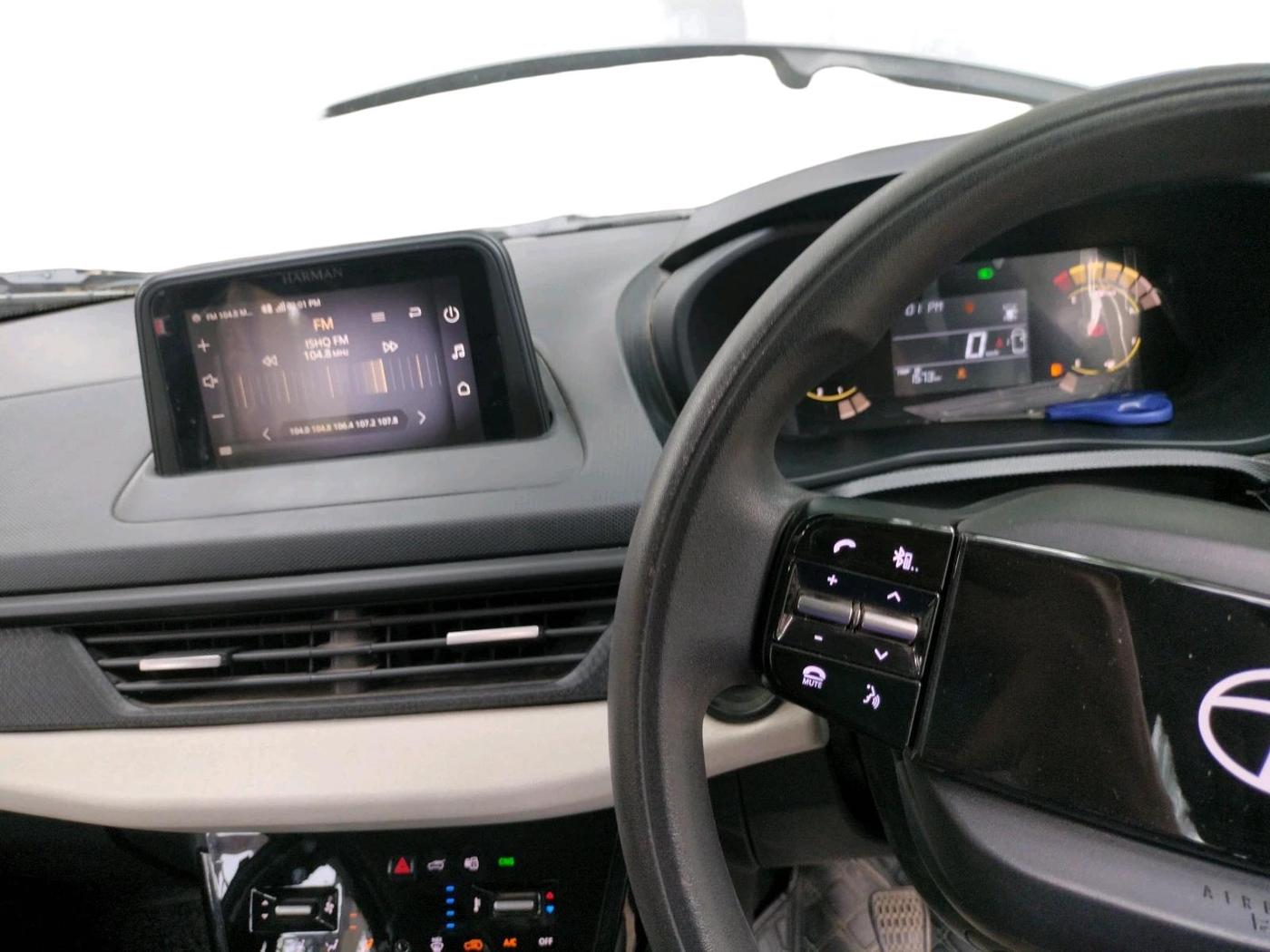 2024 Tata NEXON Pure 1.2 iCNG, CNG, Manual, 23,215 km, interior
