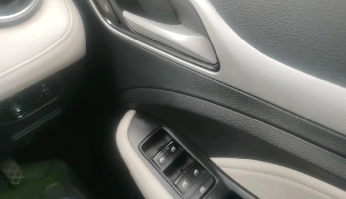2024 MG ASTOR Sprint 1.5 MT (Ivory), Petrol, Manual, 32,116 km, interior