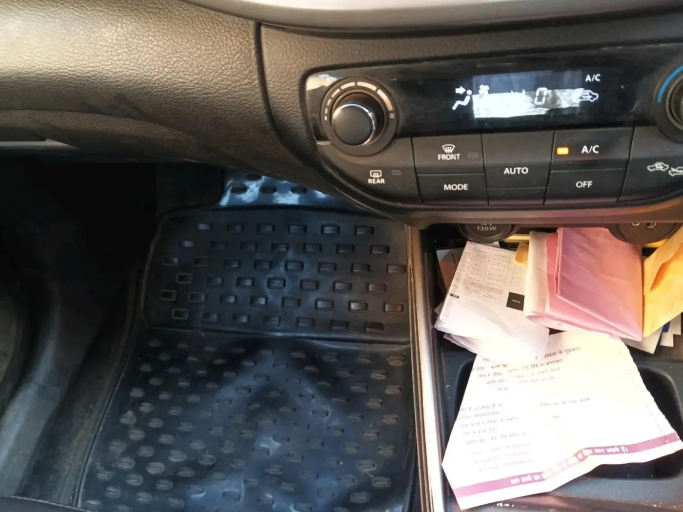 2019 Maruti XL6 ZETA MT, Petrol, Manual, 1,04,580 km, interior
