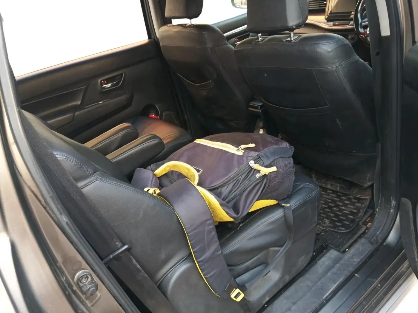 2019 Maruti XL6 ZETA MT, Petrol, Manual, 1,04,580 km, interior
