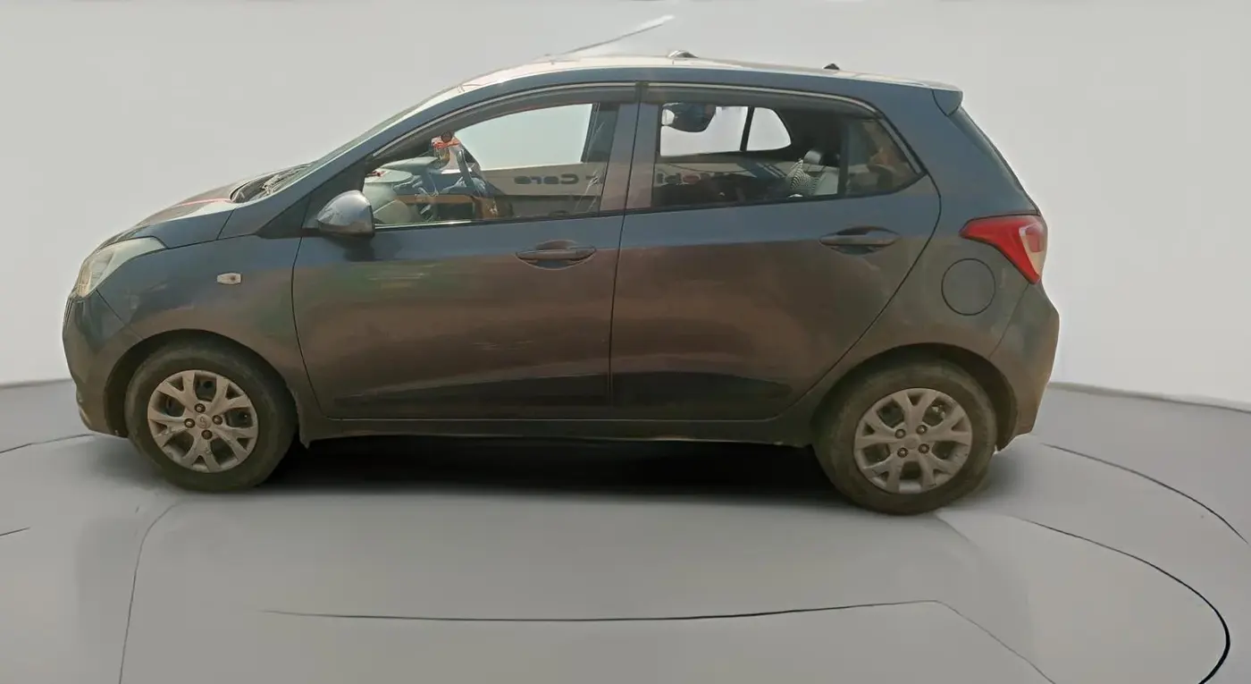 2015 Hyundai Grand i10 MAGNA 1.1 CRDI, Diesel, Manual, 1,20,551 km, exterior