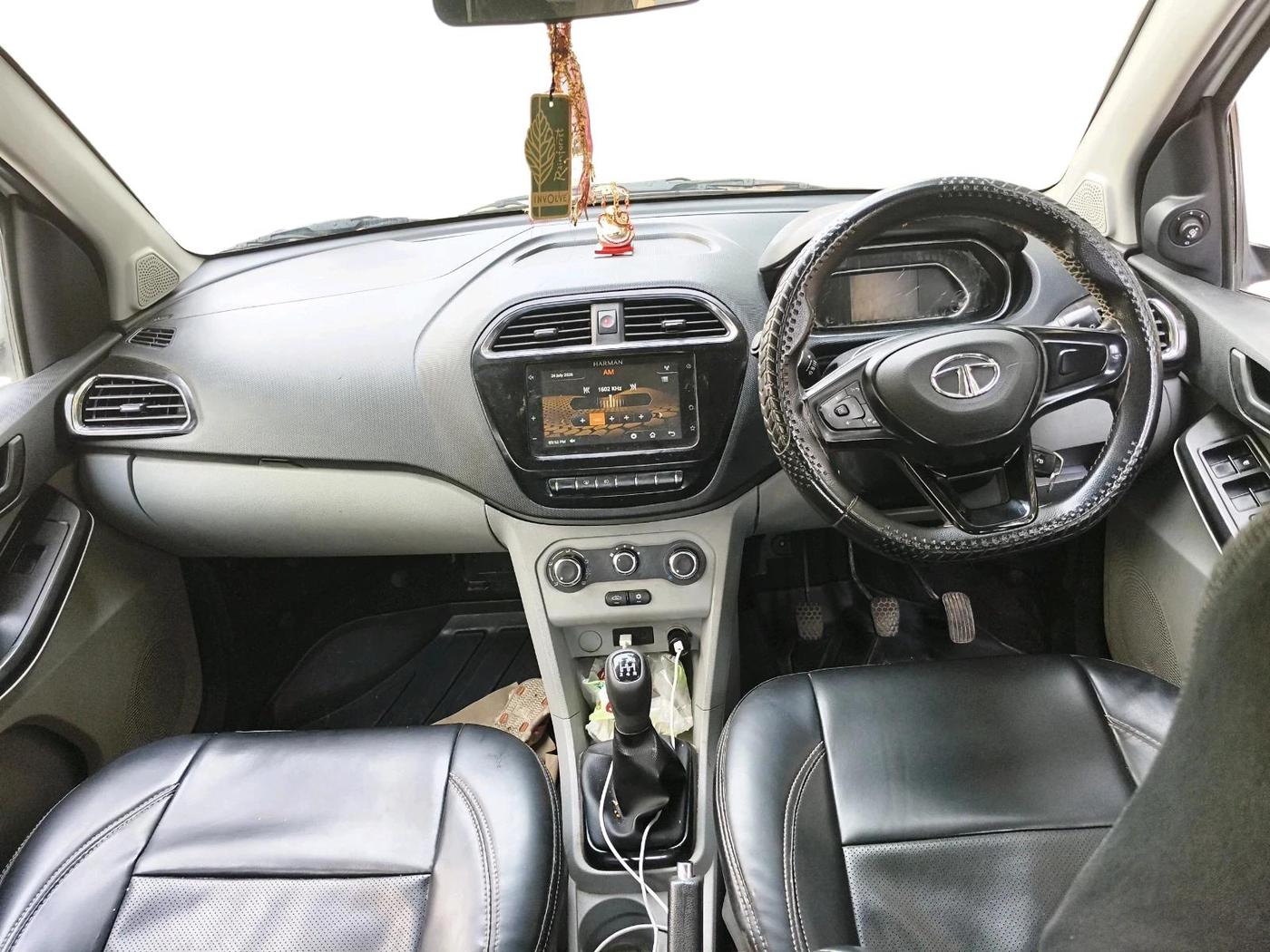 2021 Tata Tiago XZ PETROL, Petrol, Manual, 44,601 km, interior