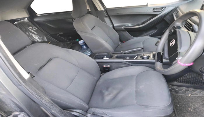 2023 Tata NEXON SMART+ SUNROOF 1.2 PETROL, Petrol, Manual, 43,294 km, interior