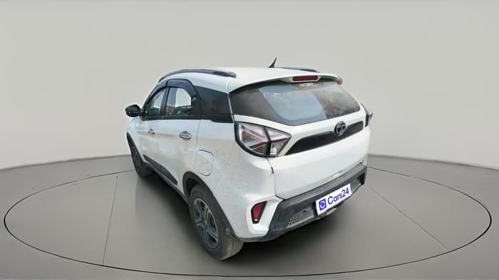 2022 Tata NEXON XM PETROL, CNG, Manual, 29,722 km, exterior