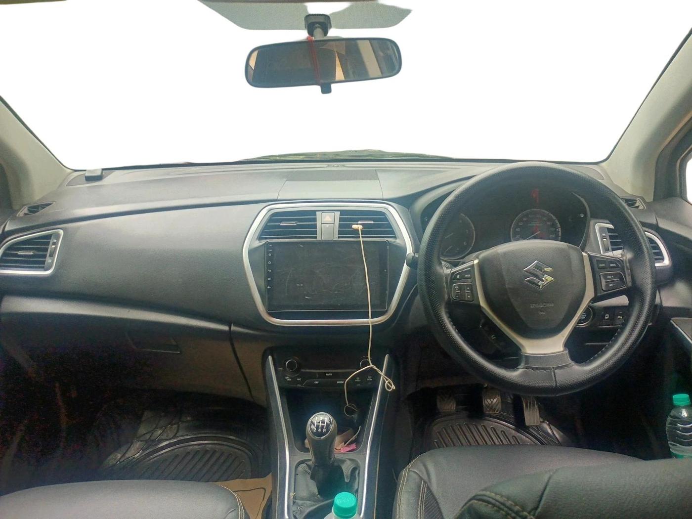 2017 Maruti S Cross ZETA 1.3, Diesel, Manual, 1,17,319 km, interior