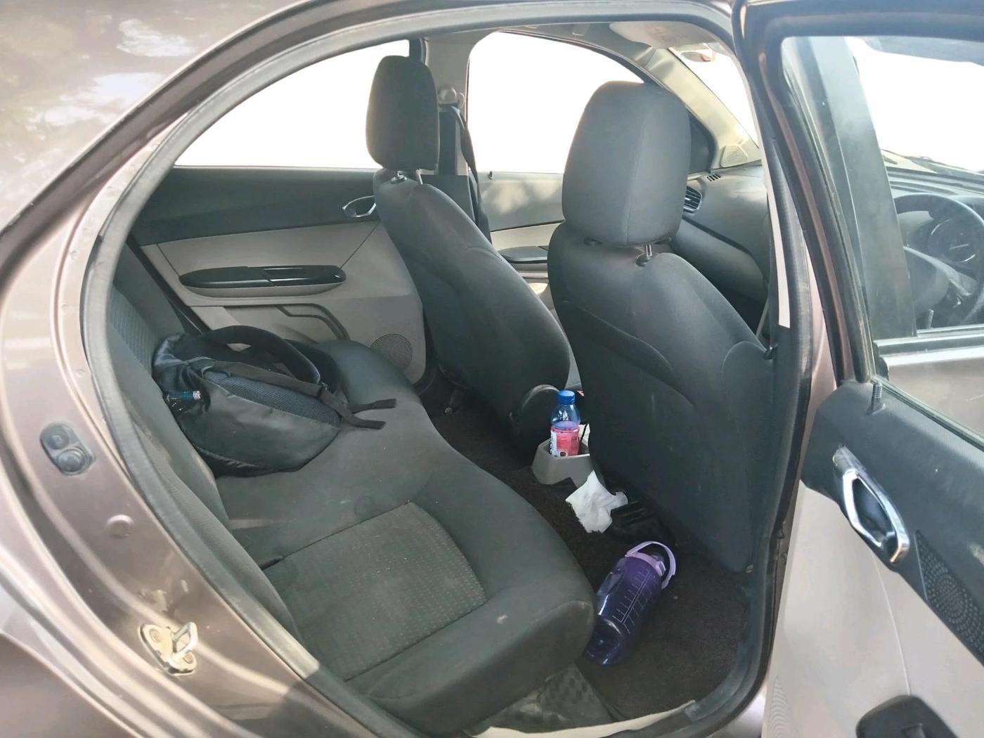 2018 Tata Tiago XZ DIESEL, Diesel, Manual, 1,03,484 km, interior