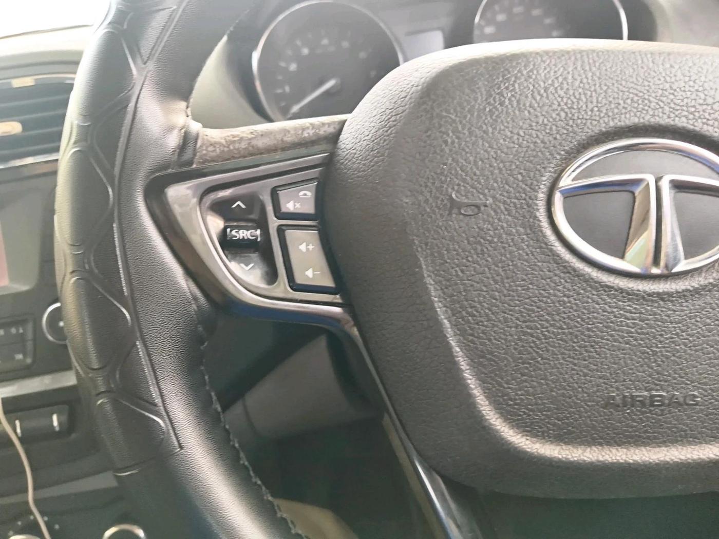 2018 Tata Tiago XZ DIESEL, Diesel, Manual, 1,03,484 km, interior