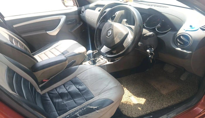 2016 Renault Duster 110 PS RXL 4X2 AMT, Diesel, Automatic, 1,20,999 km, interior