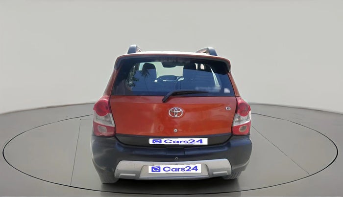 2016 Toyota Etios CROSS 1.2 G, Petrol, Manual, 1,38,395 km, exterior