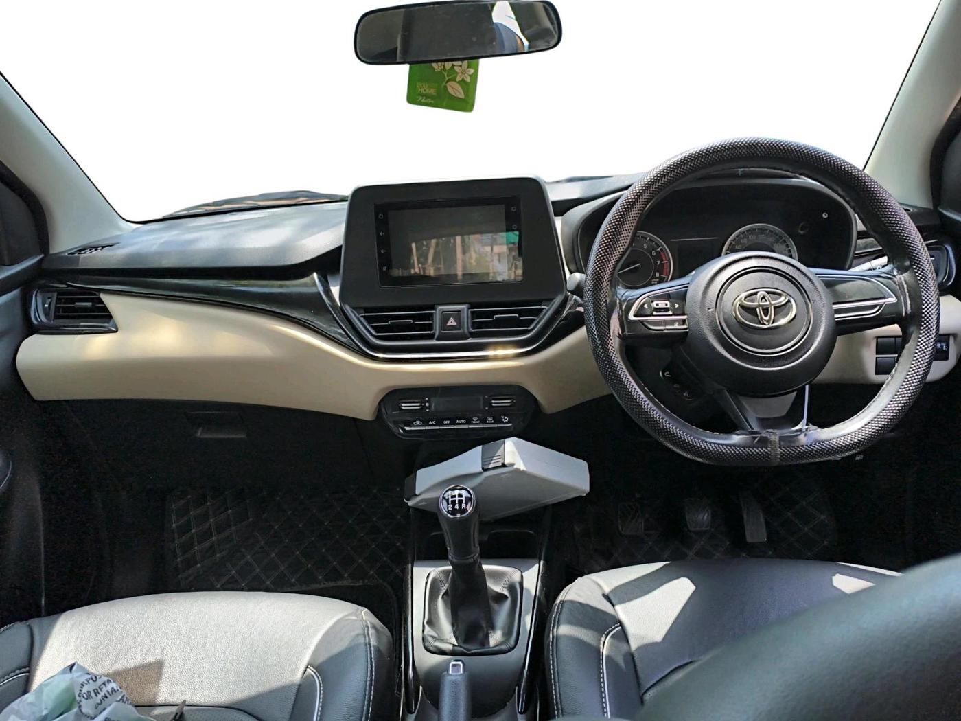 2023 Toyota Glanza S, Petrol, Manual, 32,960 km, interior