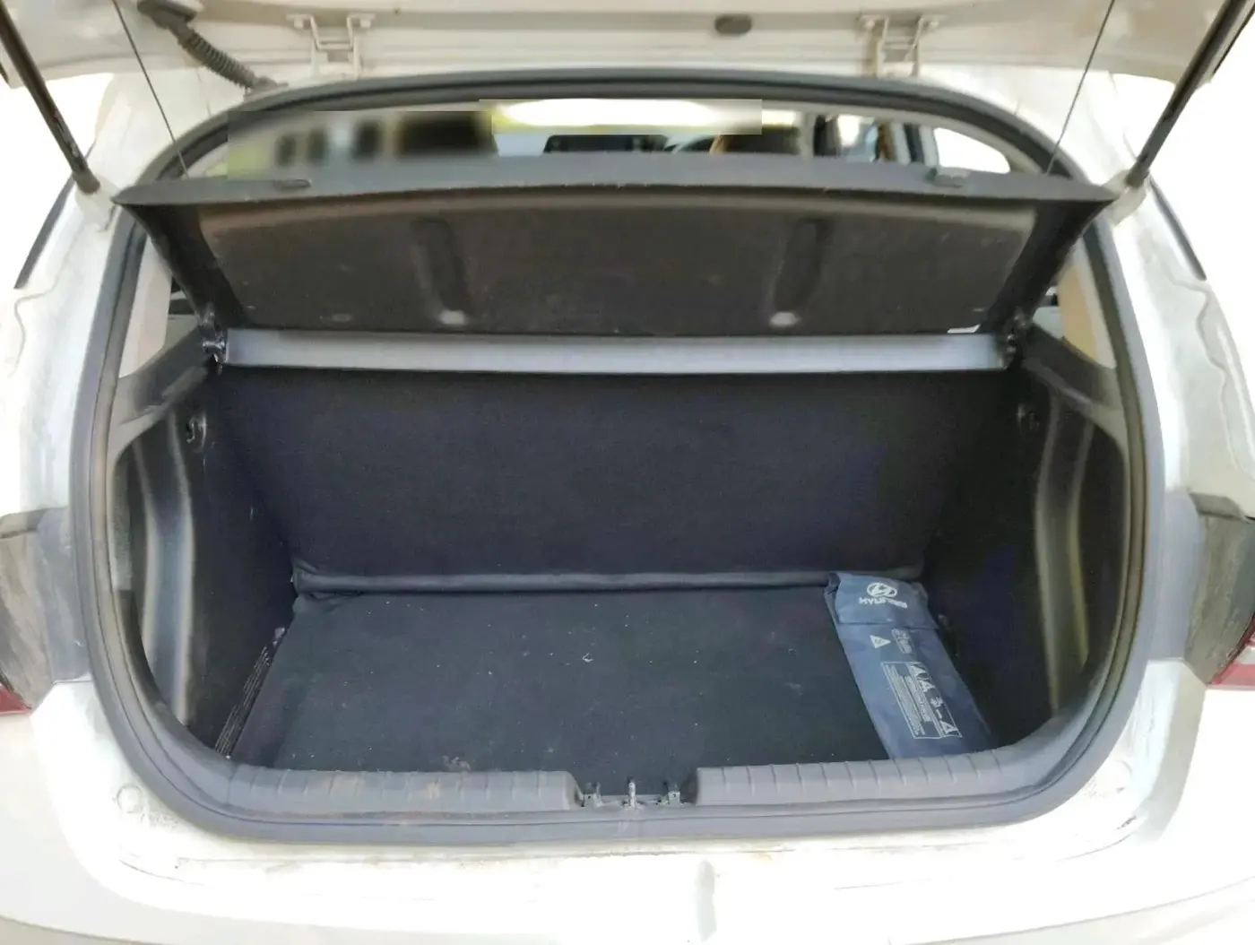 2023 Hyundai NEW I20 SPORTZ 1.2 MT, Petrol, Manual, 19,264 km, exterior