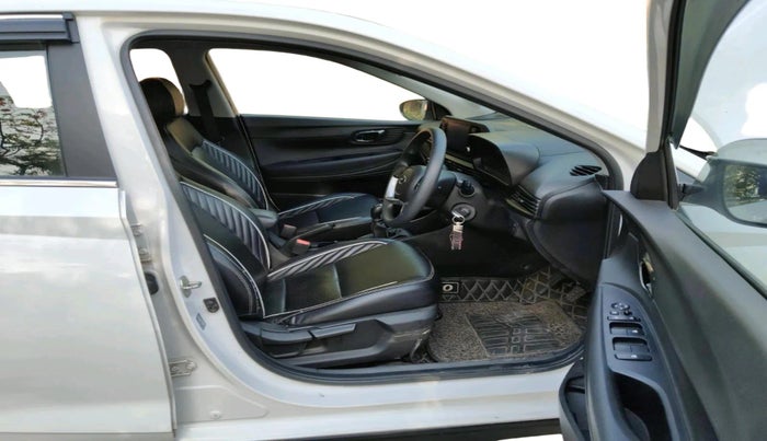 2023 Hyundai NEW I20 SPORTZ 1.2 MT, Petrol, Manual, 19,264 km, interior