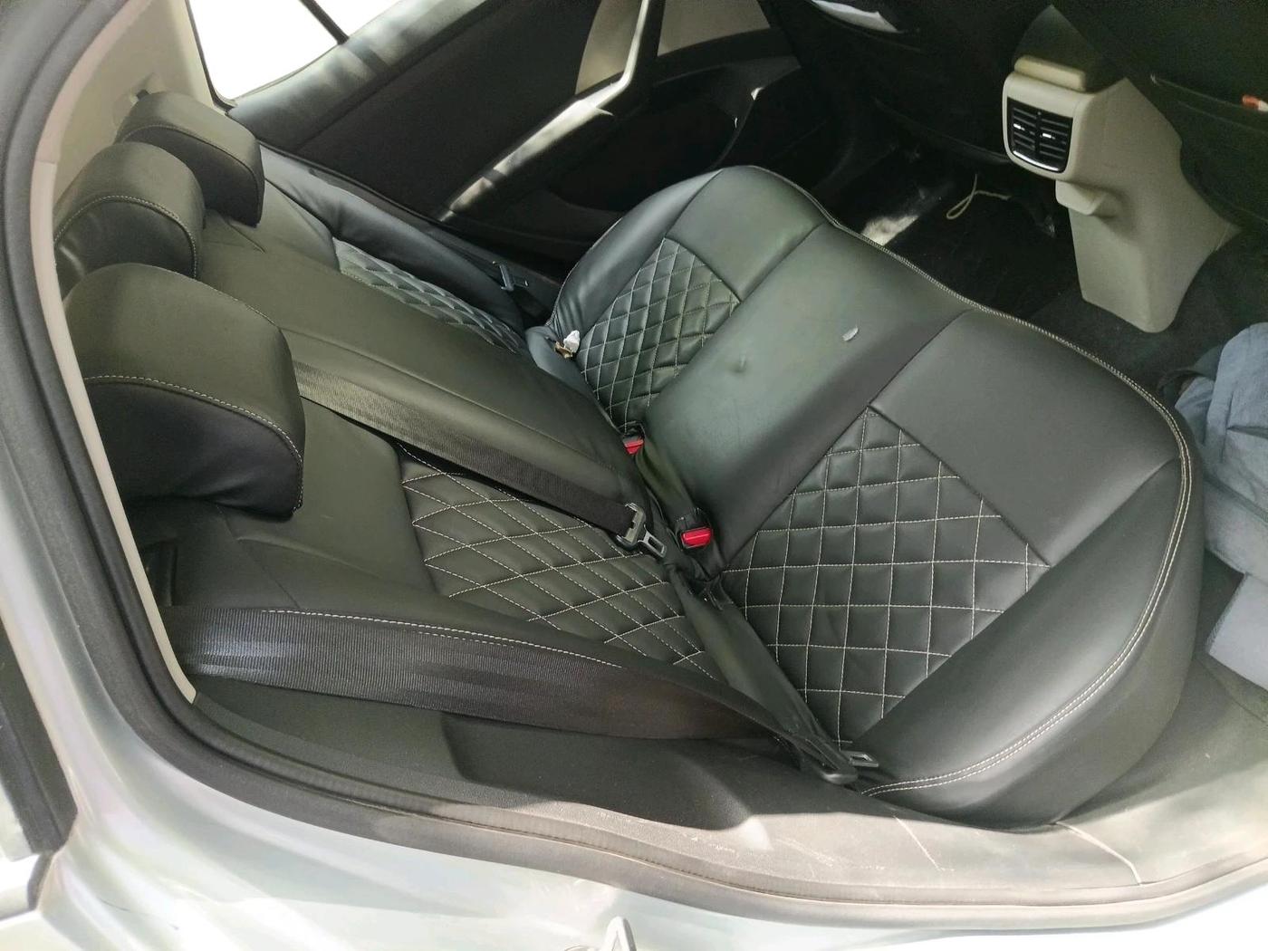 2022 Volkswagen TAIGUN COMFORTLINE 1.0 TSI MT, Petrol, Manual, 1,05,692 km, interior