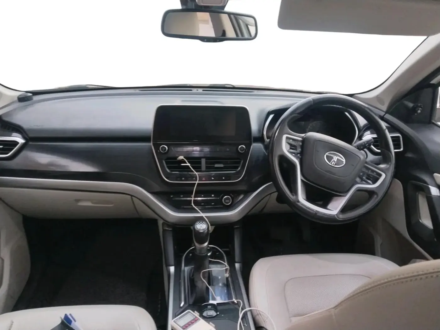 2022 Tata Safari XZA PLUS, Diesel, Automatic, 95,314 km, interior