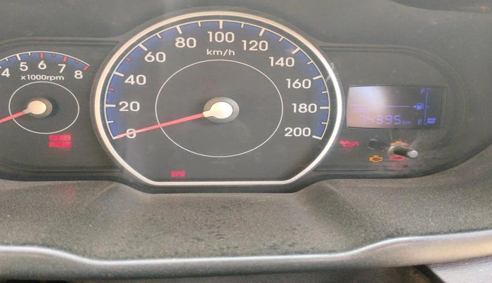 2014 Hyundai i10 SPORTZ 1.2, CNG, Manual, 1,44,599 km, interior