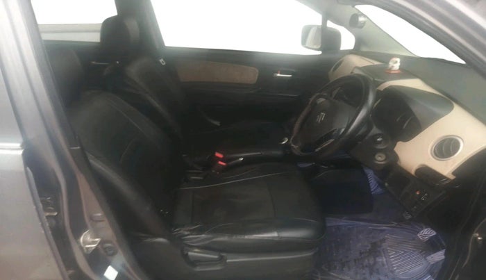 2017 Maruti Wagon R 1.0 VXI, Petrol, Manual, 33,544 km, interior